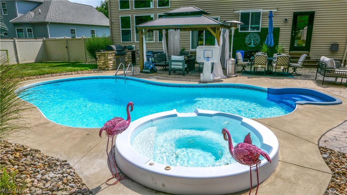 2160 Hunting Valley Lane Streetsboro OH 44241