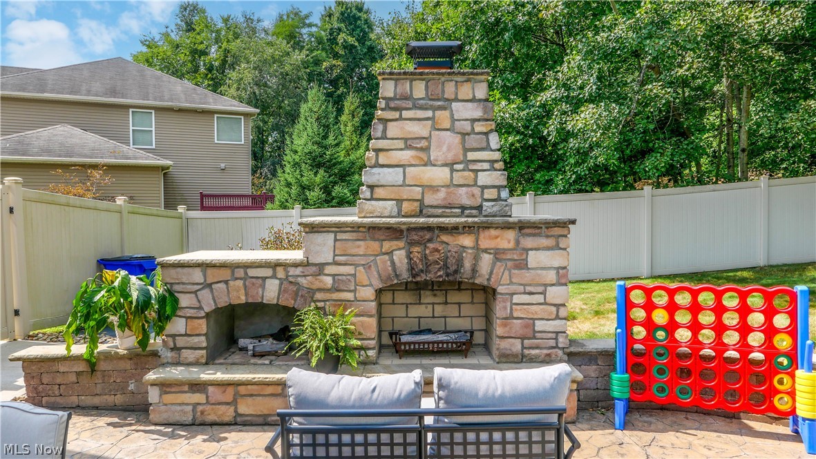 2160 Hunting Valley Lane Streetsboro OH 44241