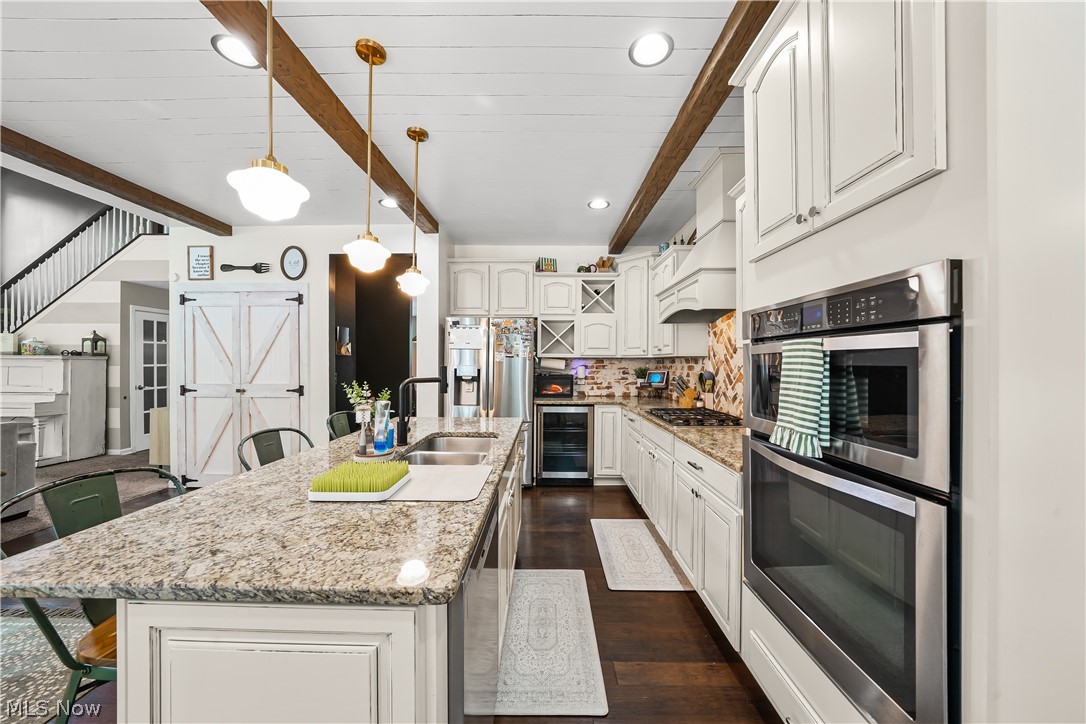 2160 Hunting Valley Lane Streetsboro OH 44241