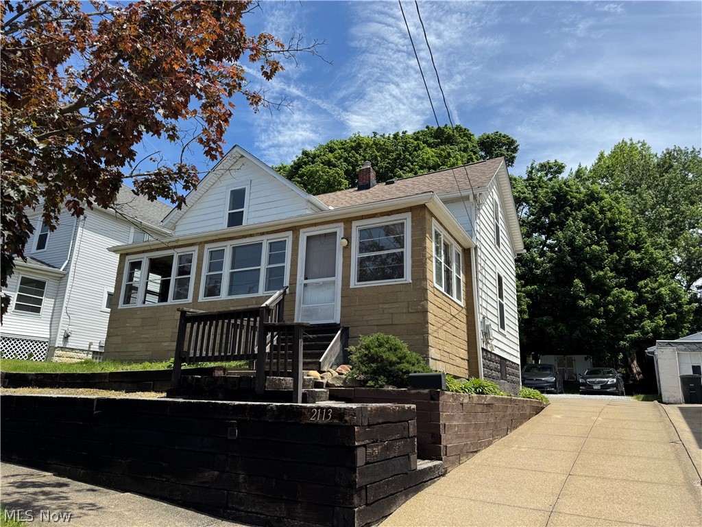 2113 11th Street SW Akron OH 44314