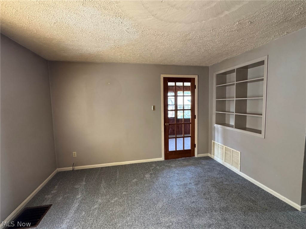 2113 11th Street SW Akron OH 44314