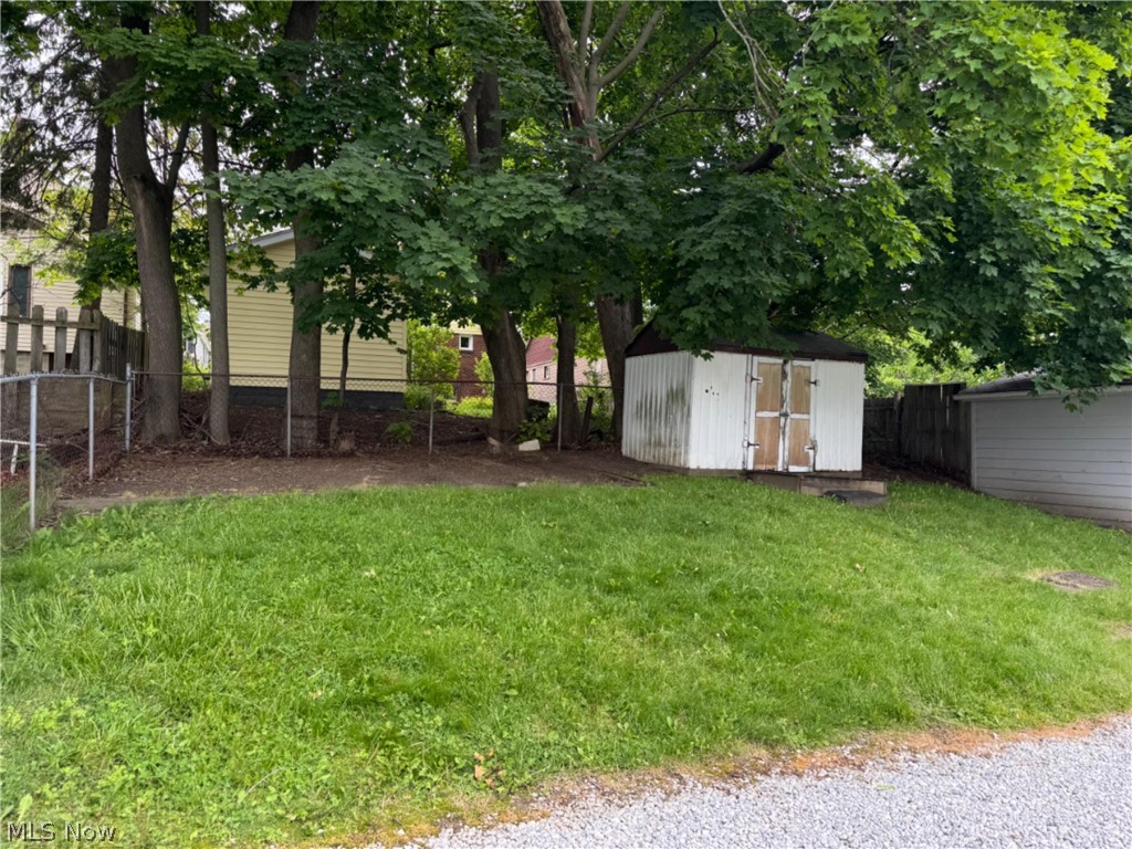 2113 11th Street SW Akron OH 44314
