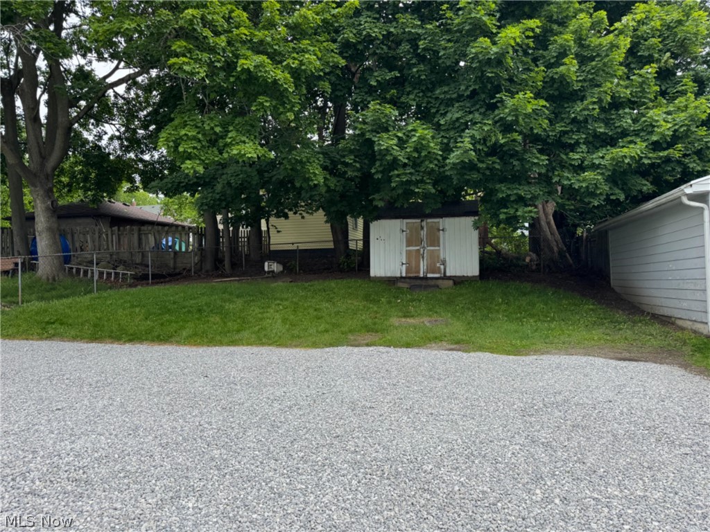 2113 11th Street SW Akron OH 44314