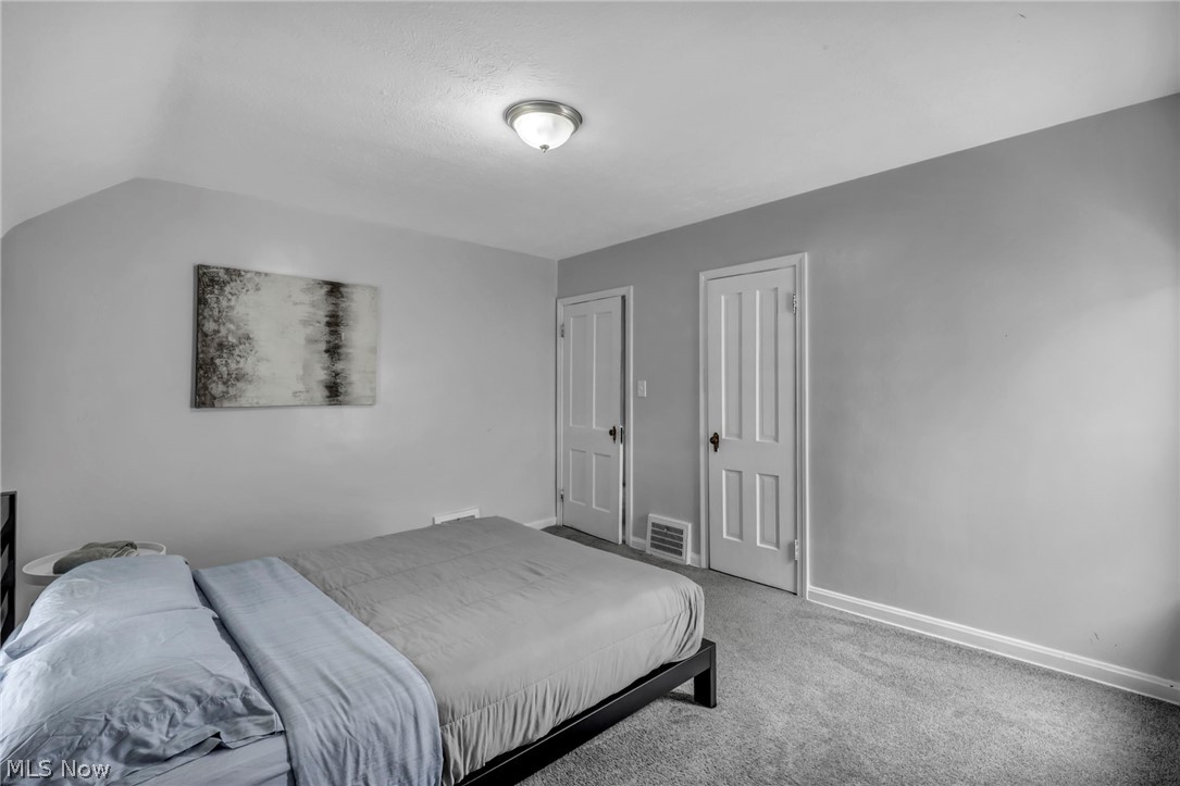 16911 Throckley Avenue Cleveland OH 44128
