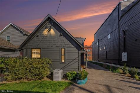 1344 W 78th Street Cleveland OH 44102