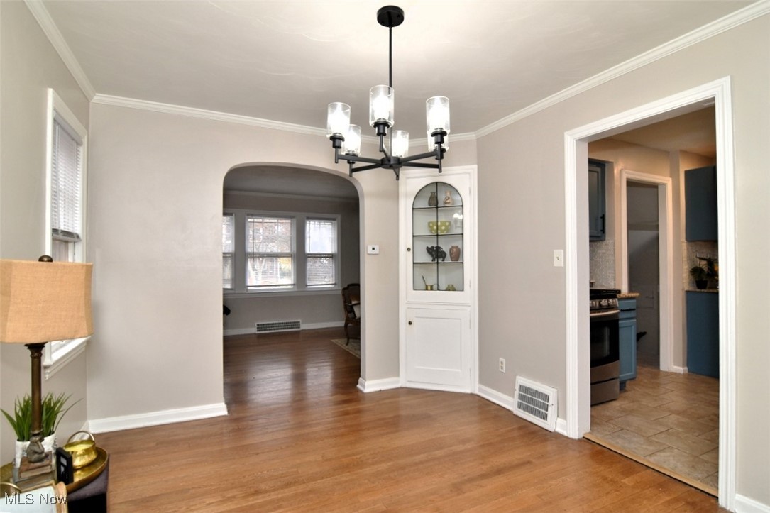 3886 Grosvenor Road South Euclid OH 44118