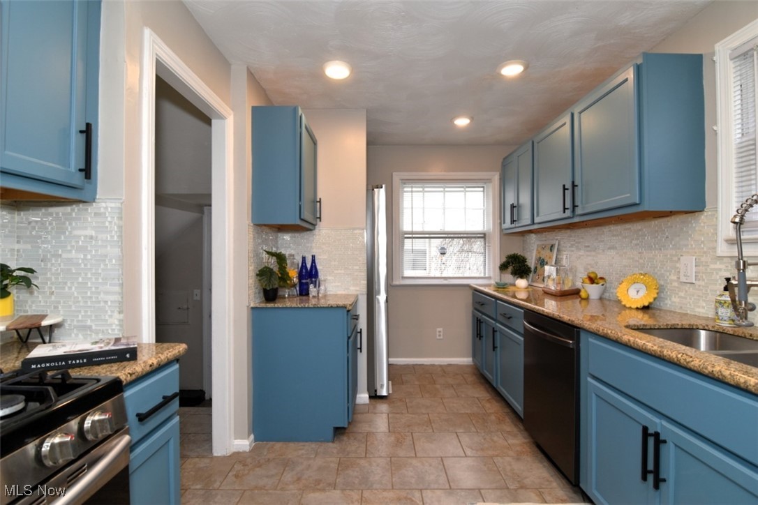 3886 Grosvenor Road South Euclid OH 44118