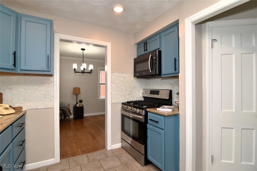 3886 Grosvenor Road South Euclid OH 44118