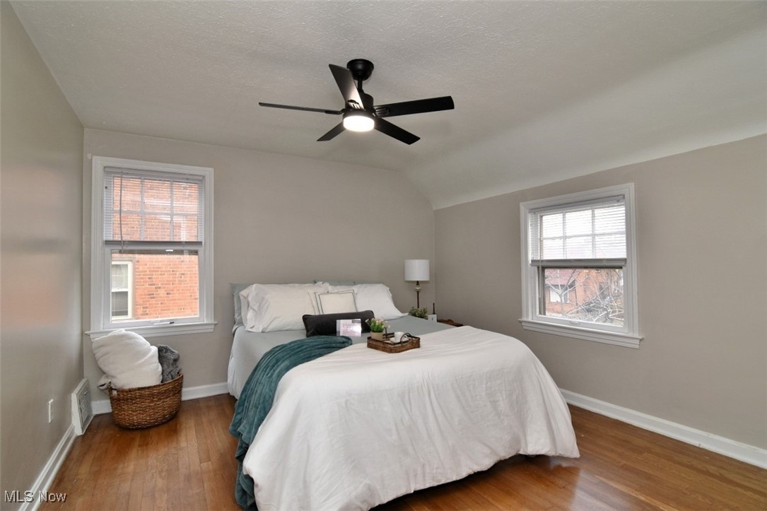 3886 Grosvenor Road South Euclid OH 44118