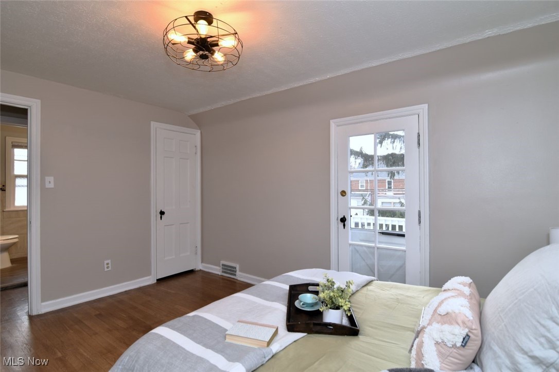 3886 Grosvenor Road South Euclid OH 44118