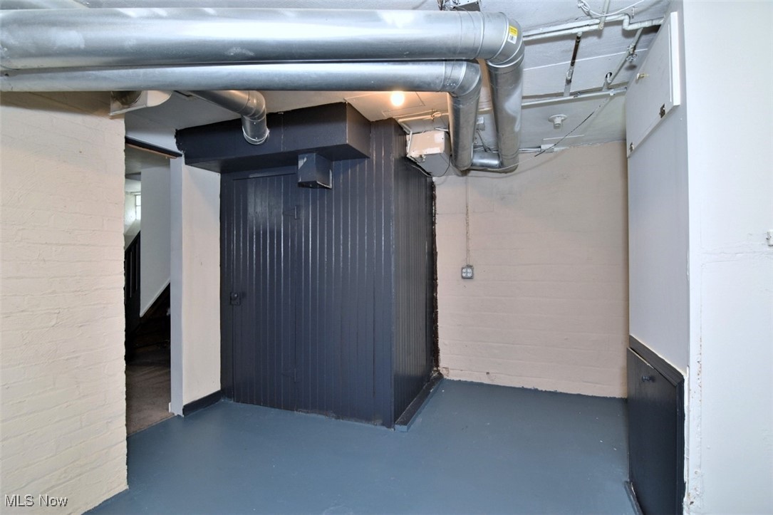 3886 Grosvenor Road South Euclid OH 44118