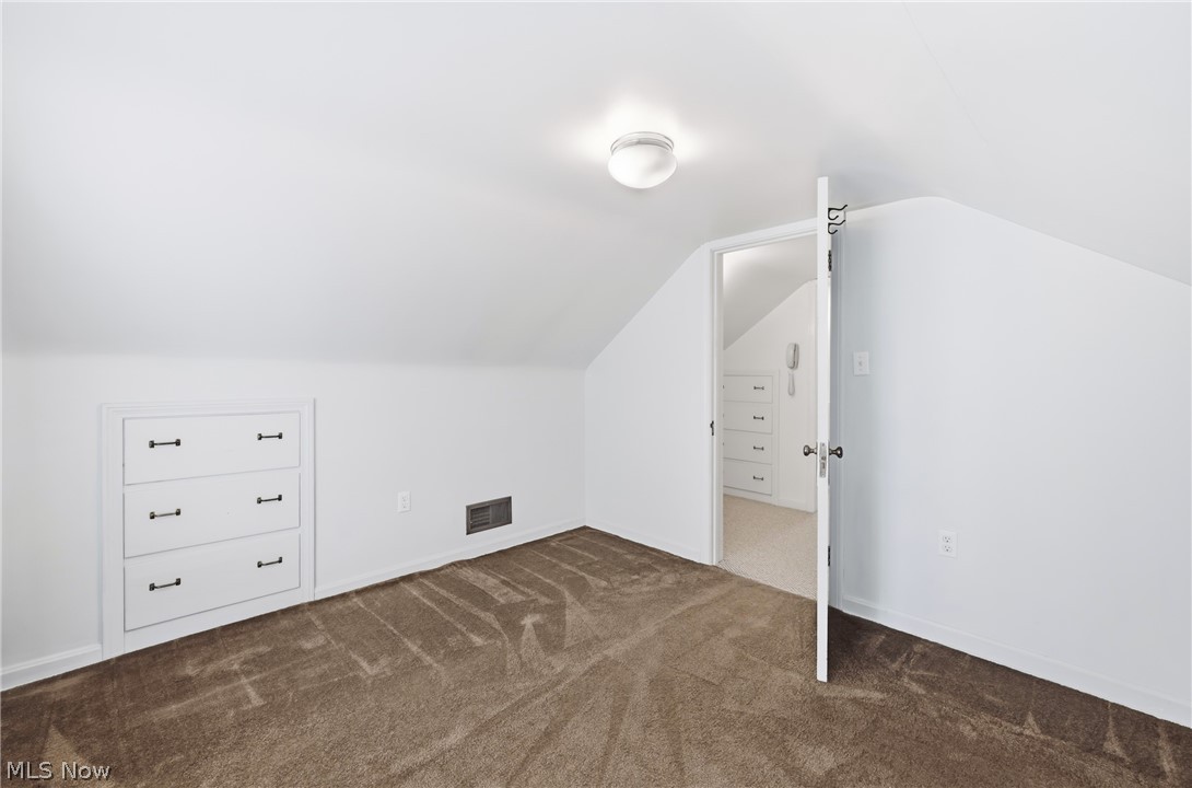 2325 North Road Warren OH 44483