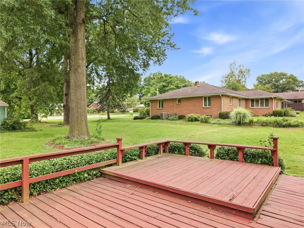 2325 North Road Warren OH 44483