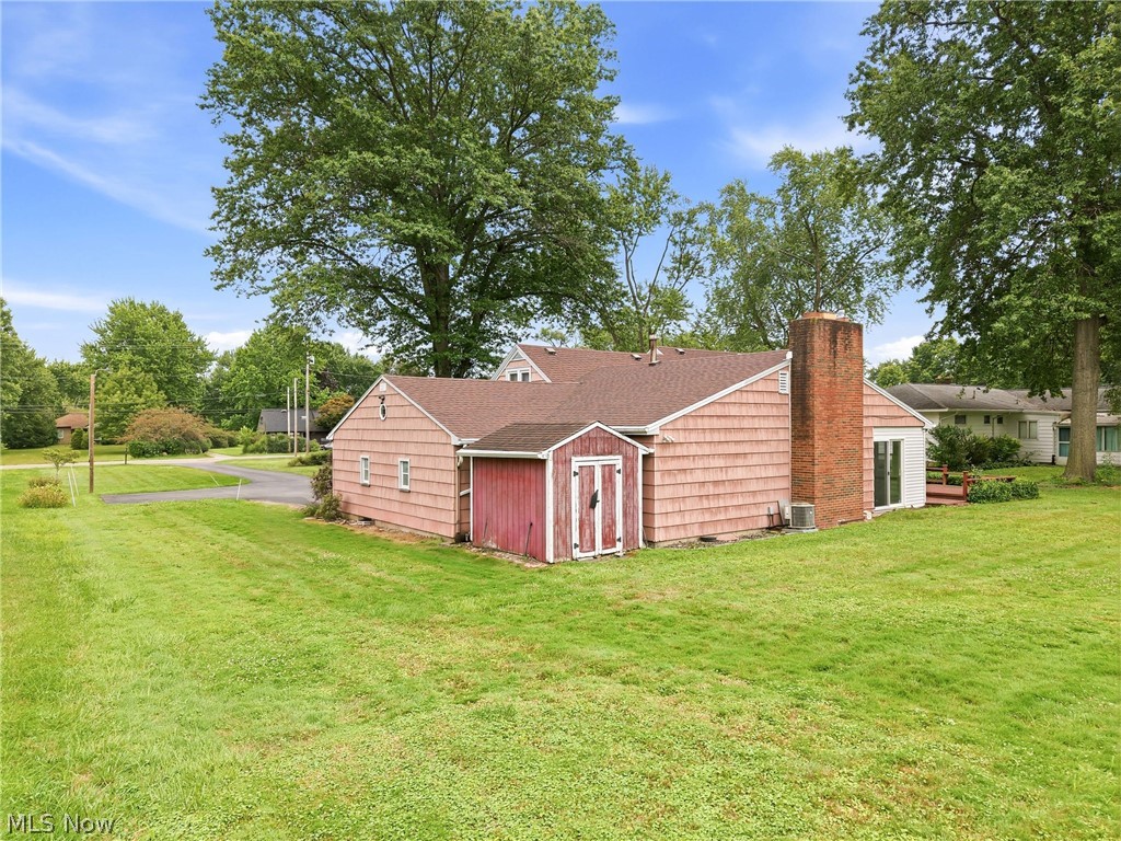 2325 North Road Warren OH 44483