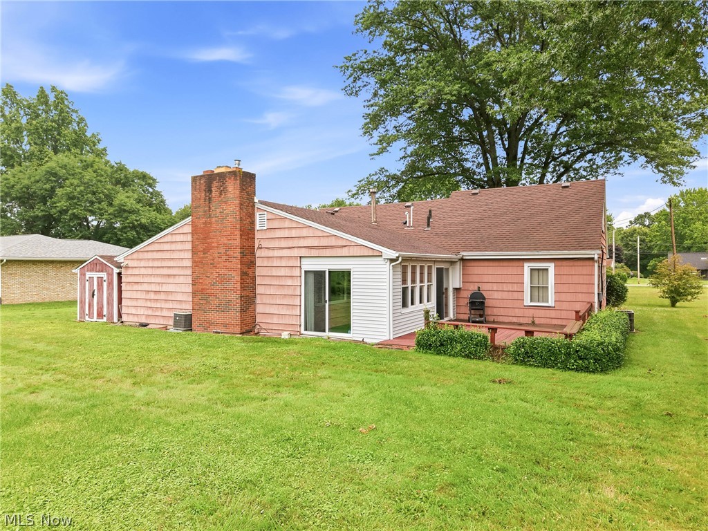 2325 North Road Warren OH 44483