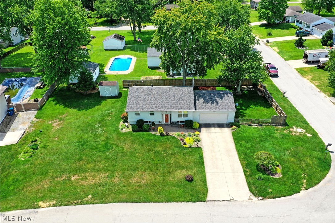 2483 Trentwood Drive SE Warren OH 44484