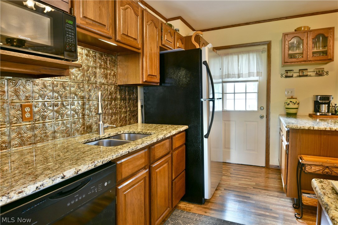 2483 Trentwood Drive SE Warren OH 44484