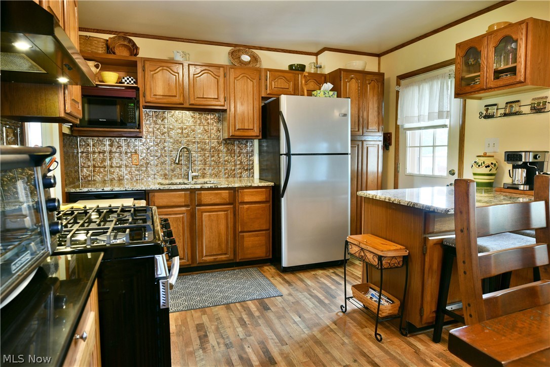 2483 Trentwood Drive SE Warren OH 44484