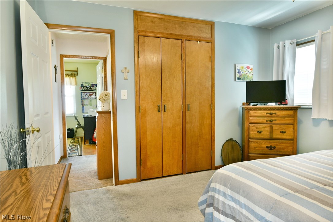 2483 Trentwood Drive SE Warren OH 44484