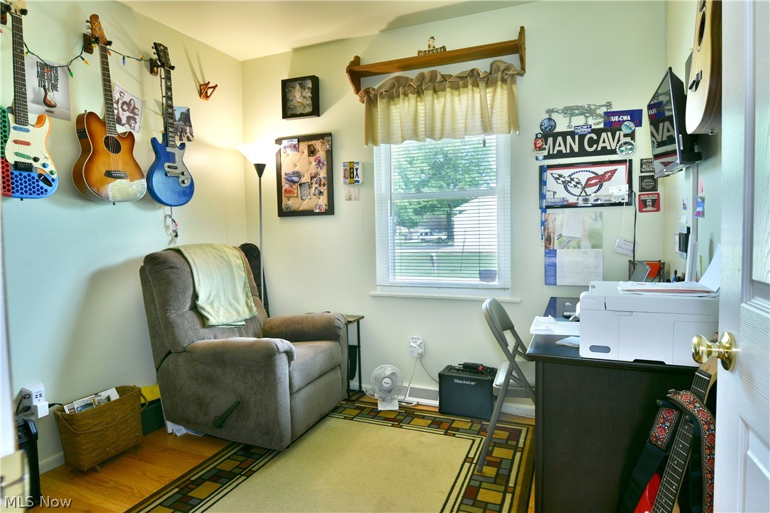 2483 Trentwood Drive SE Warren OH 44484