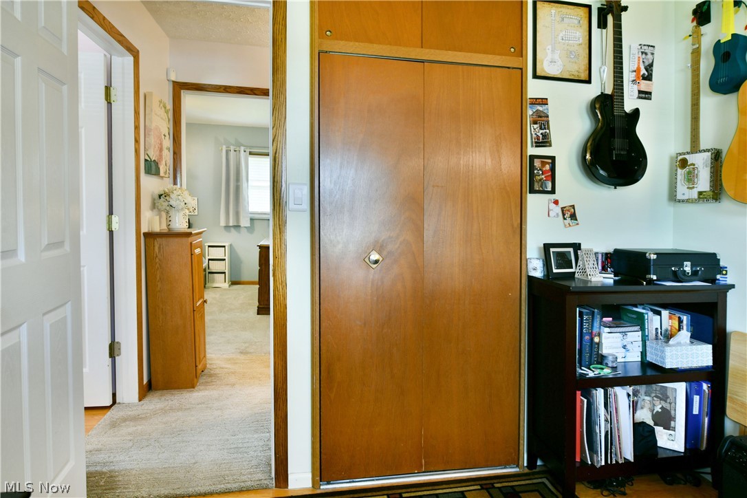 2483 Trentwood Drive SE Warren OH 44484