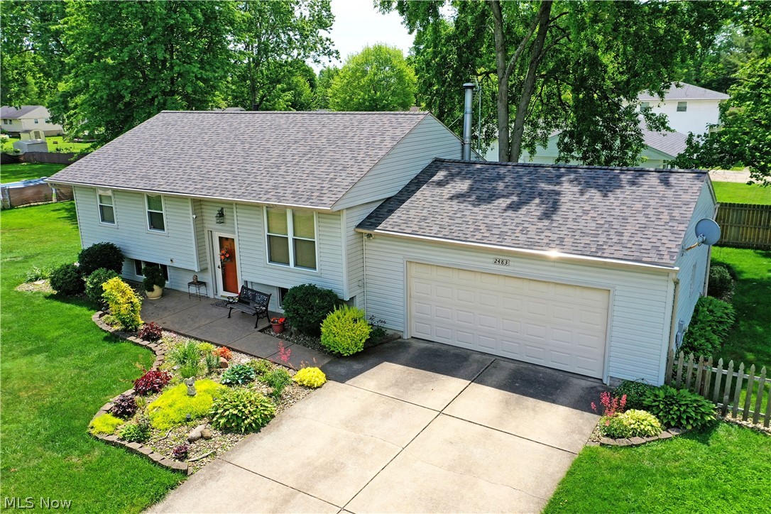 2483 Trentwood Drive SE Warren OH 44484