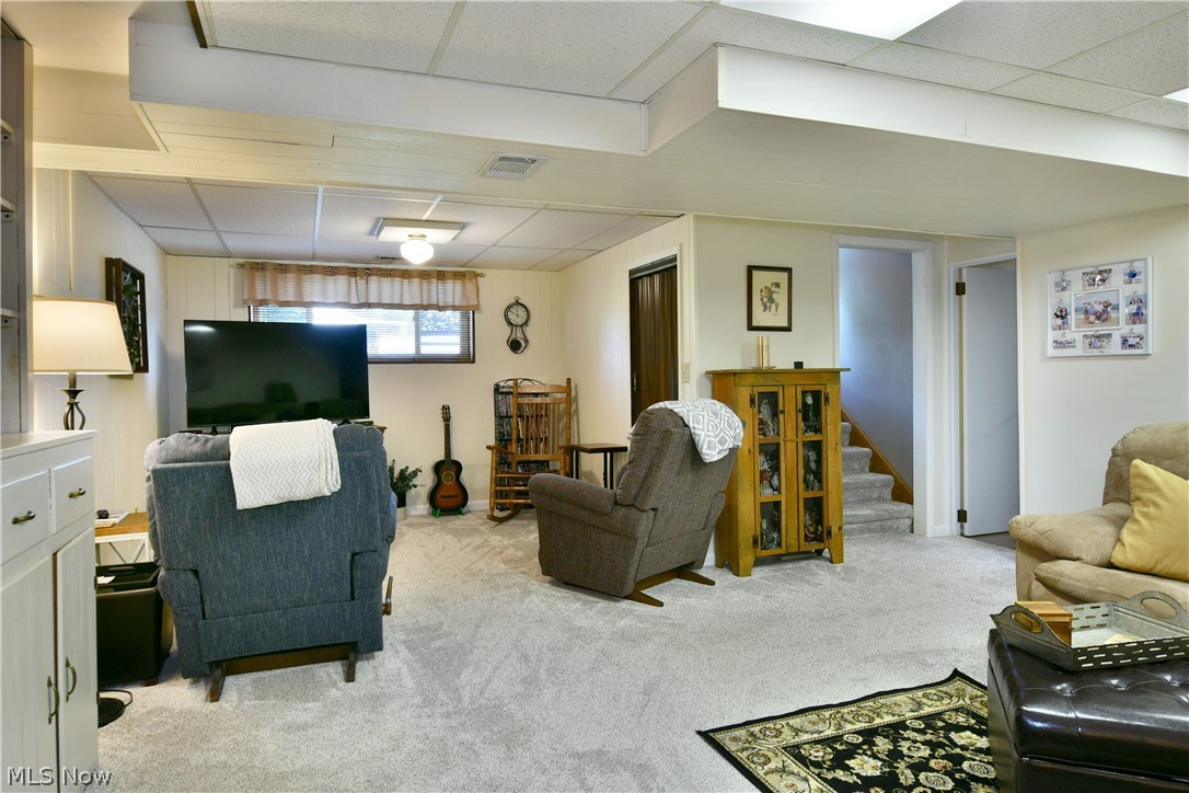 2483 Trentwood Drive SE Warren OH 44484