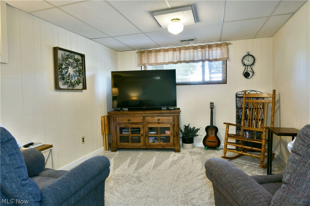 2483 Trentwood Drive SE Warren OH 44484