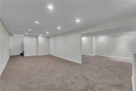 2540 Charney Road University Heights OH 44118