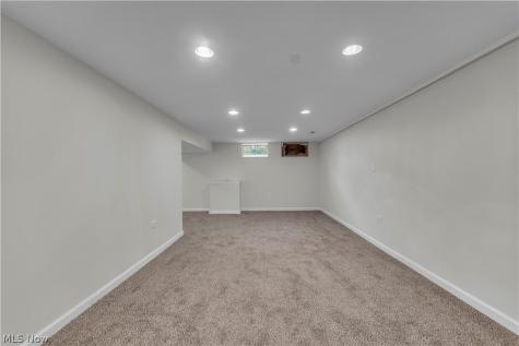 2540 Charney Road University Heights OH 44118