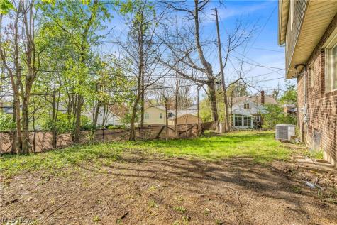 2540 Charney Road University Heights OH 44118