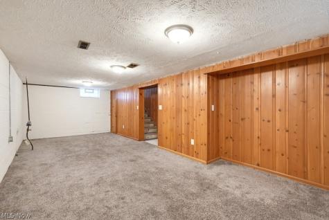 29025 Barjode Road Willowick OH 44095