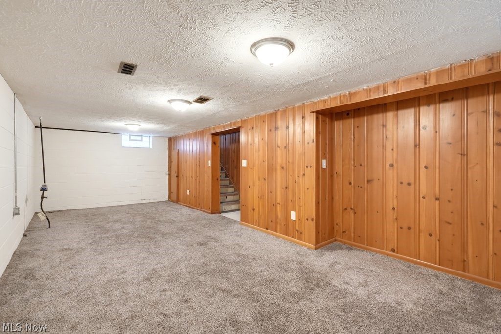 29025 Barjode Road Willowick OH 44095