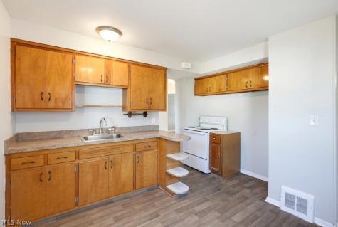29025 Barjode Road Willowick OH 44095