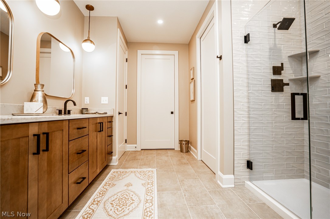 1695 Woodland Circle Poland OH 44514