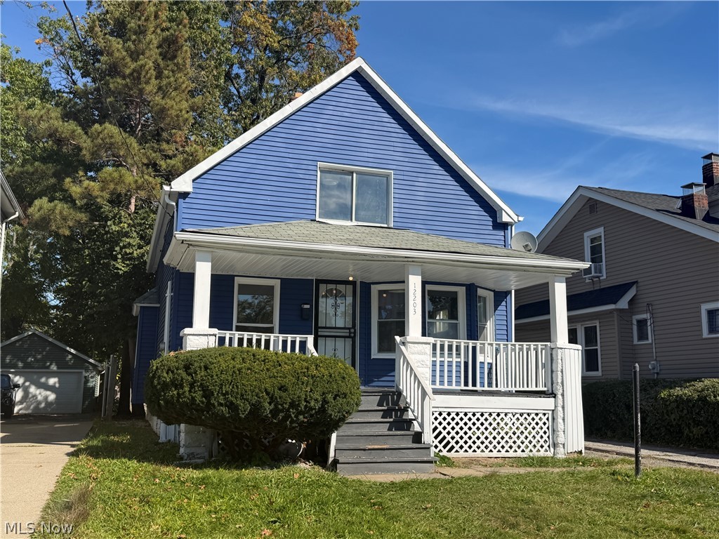 12203 Farringdon Avenue Cleveland OH 44105