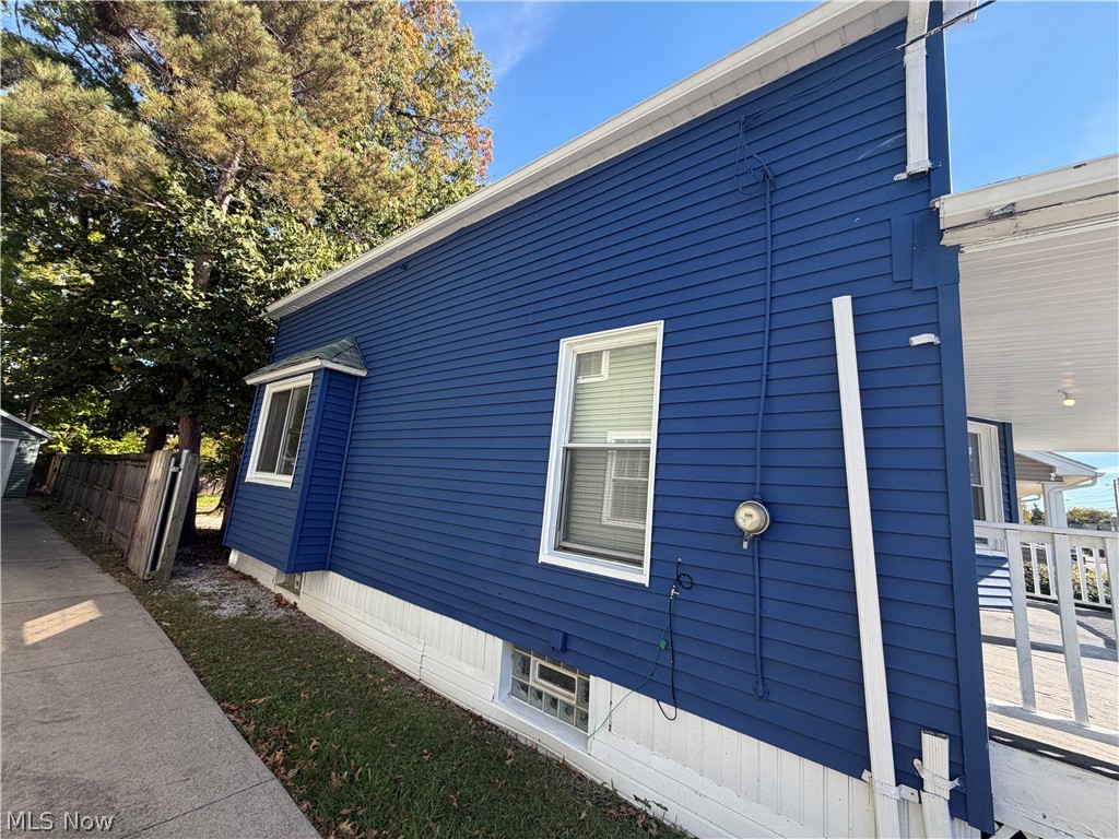 12203 Farringdon Avenue Cleveland OH 44105