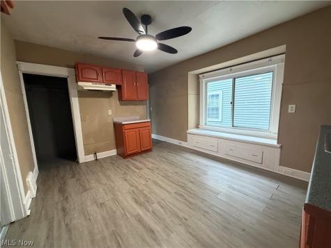 12203 Farringdon Avenue Cleveland OH 44105