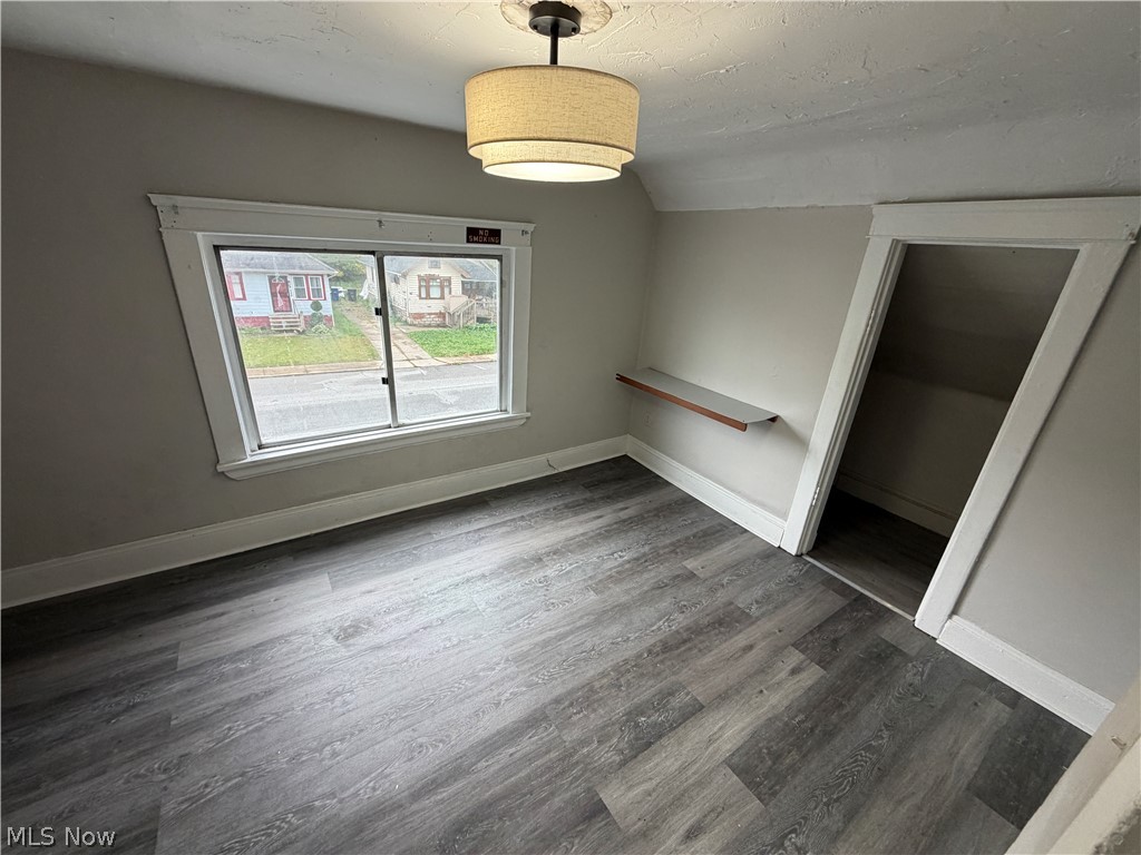 12203 Farringdon Avenue Cleveland OH 44105
