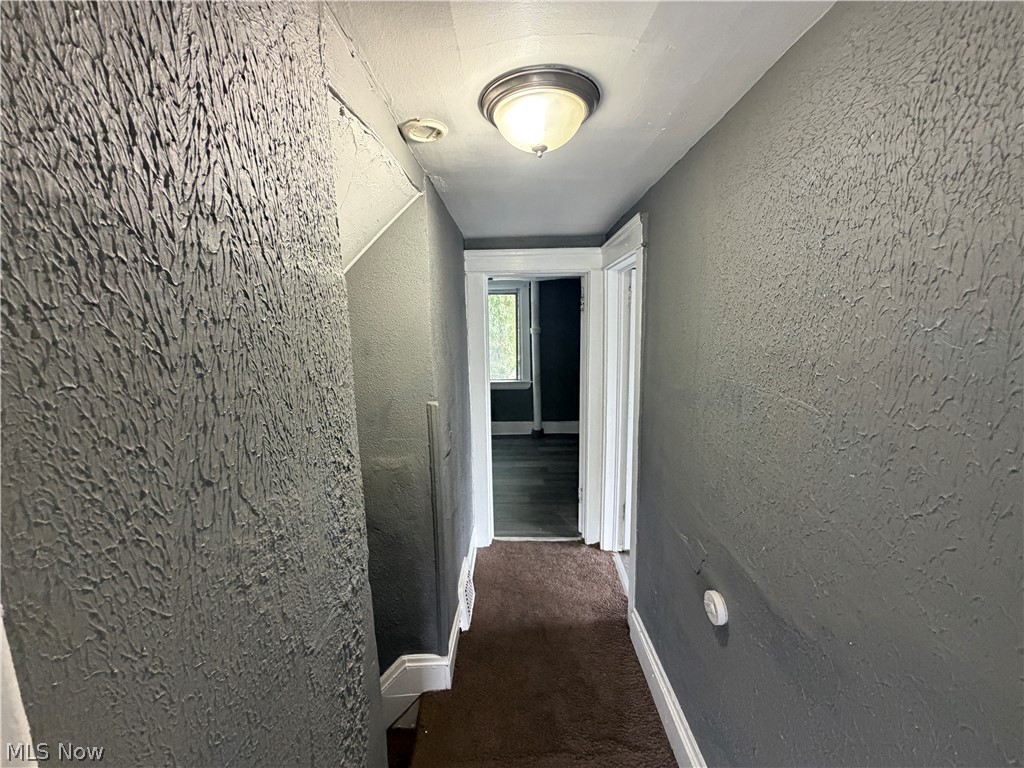 12203 Farringdon Avenue Cleveland OH 44105