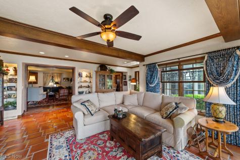23718 Cliff Drive Bay Village OH 44140