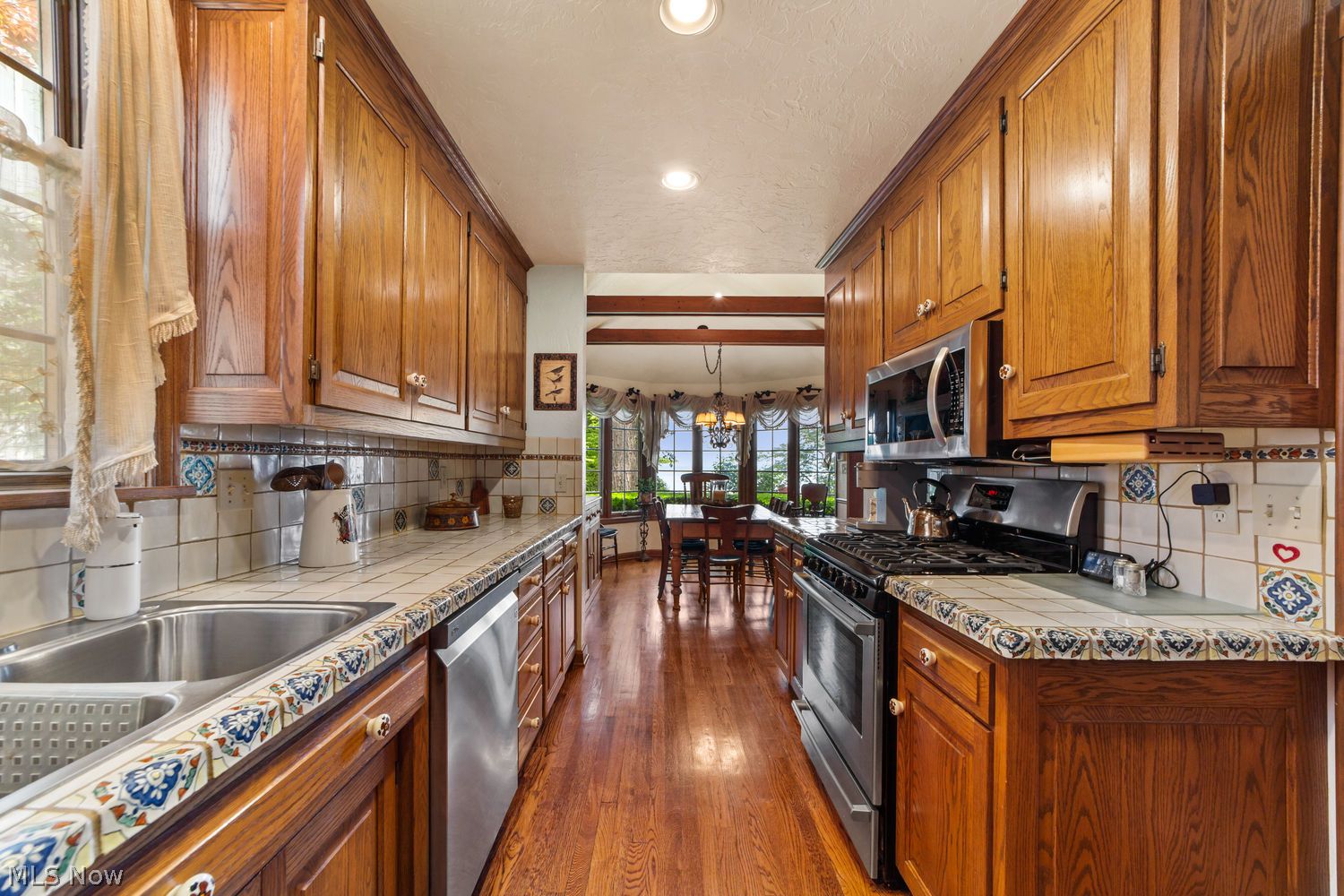 23718 Cliff Drive Bay Village OH 44140