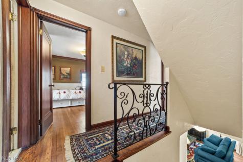 23718 Cliff Drive Bay Village OH 44140