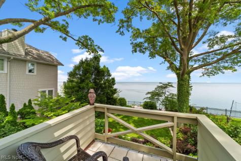 23718 Cliff Drive Bay Village OH 44140