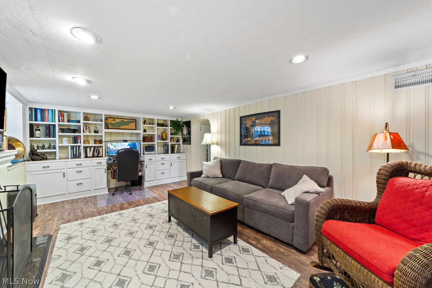 23718 Cliff Drive Bay Village OH 44140
