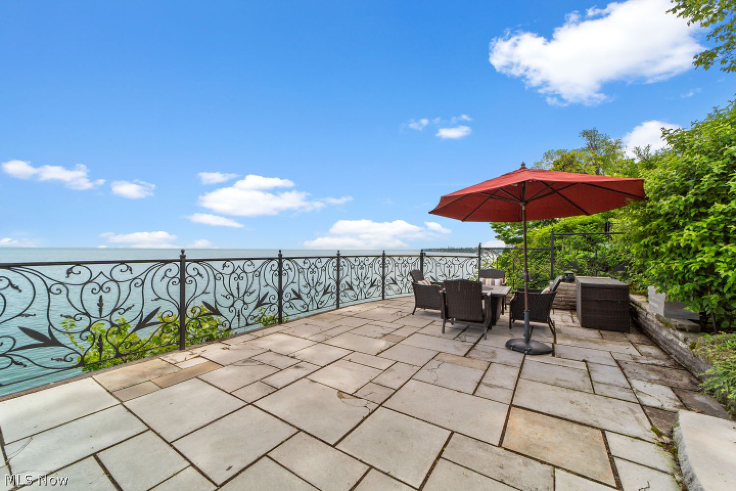 23718 Cliff Drive Bay Village OH 44140