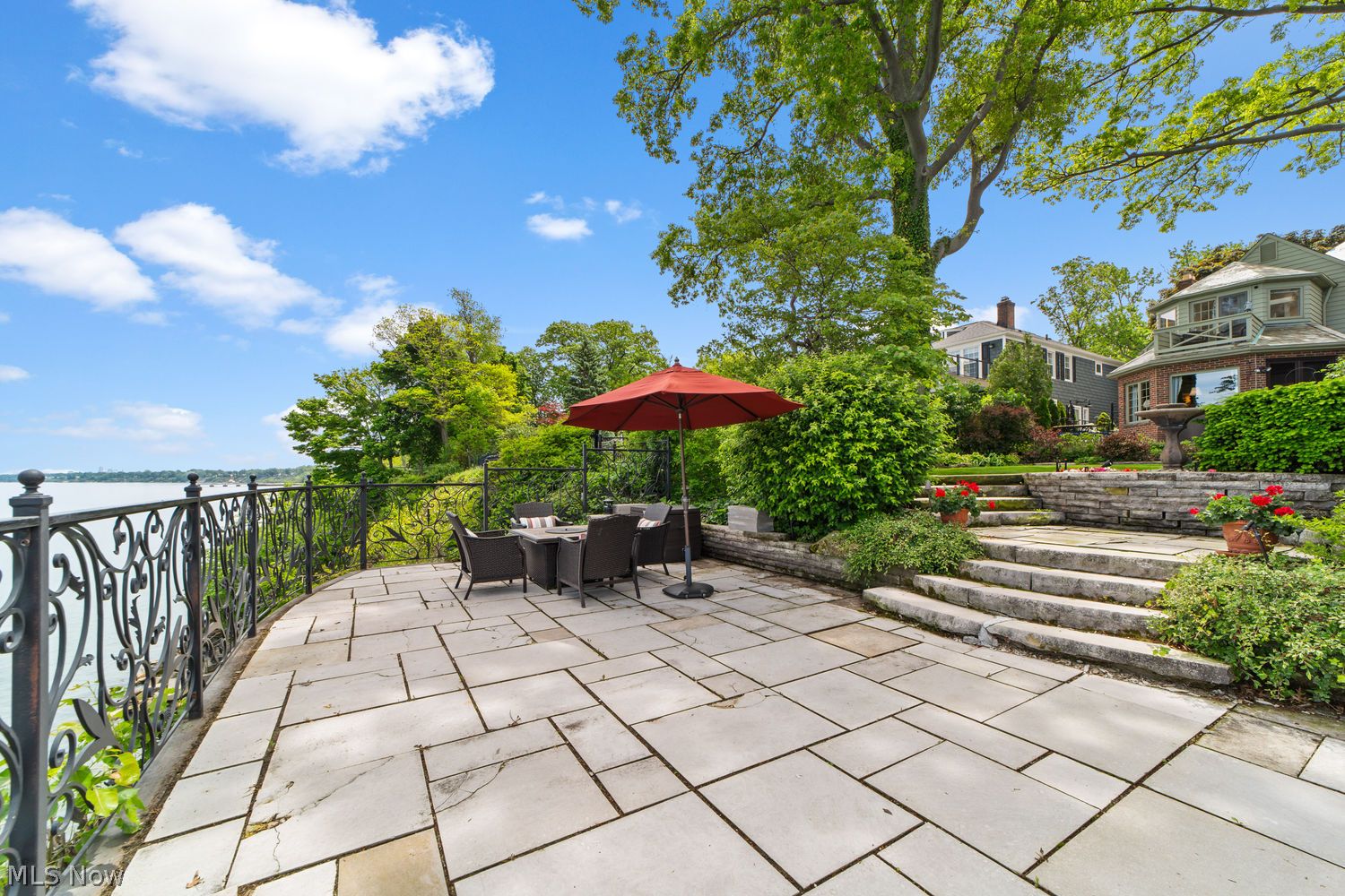 23718 Cliff Drive Bay Village OH 44140