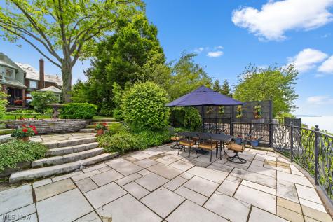 23718 Cliff Drive Bay Village OH 44140