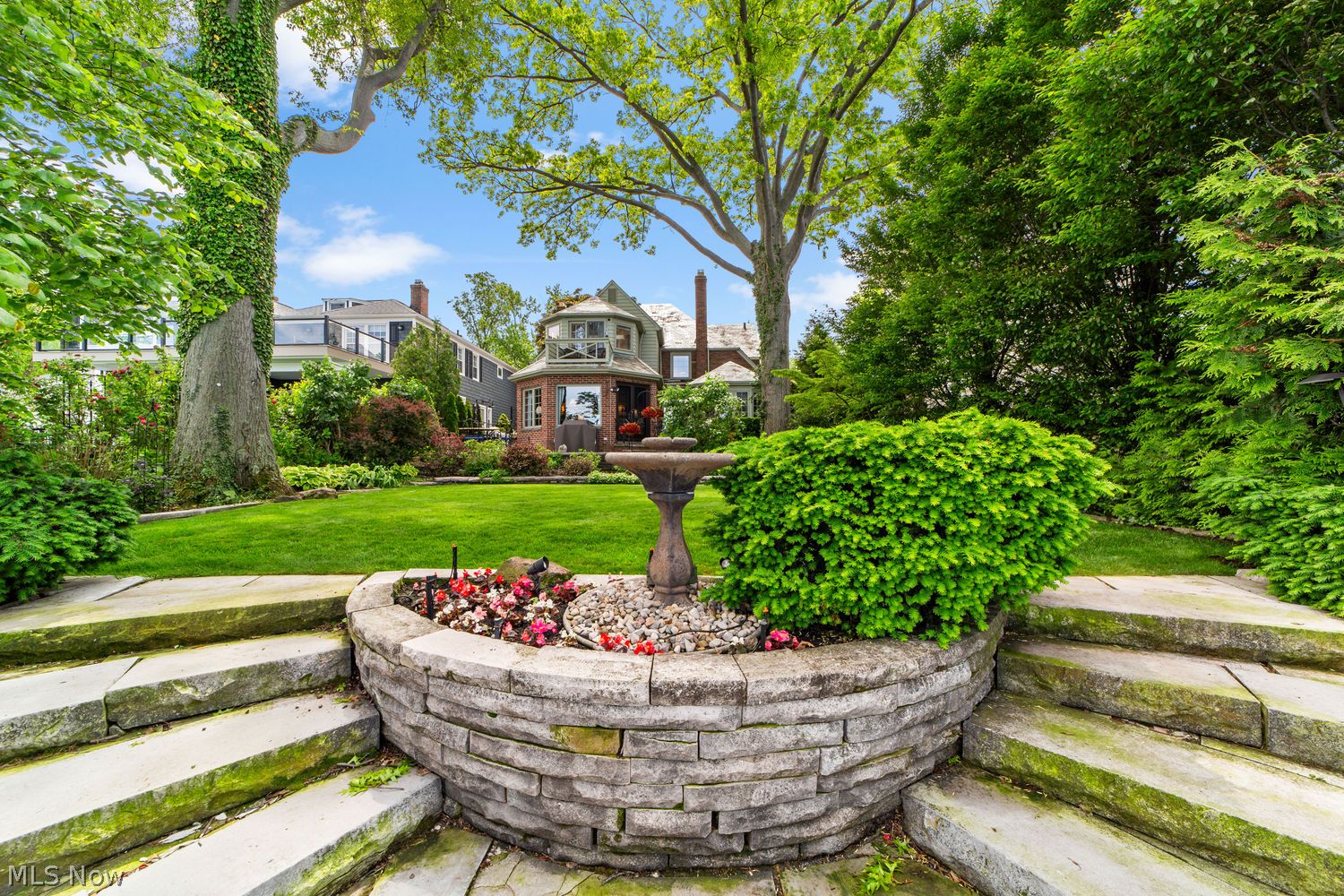 23718 Cliff Drive Bay Village OH 44140