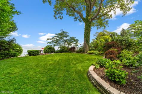23718 Cliff Drive Bay Village OH 44140